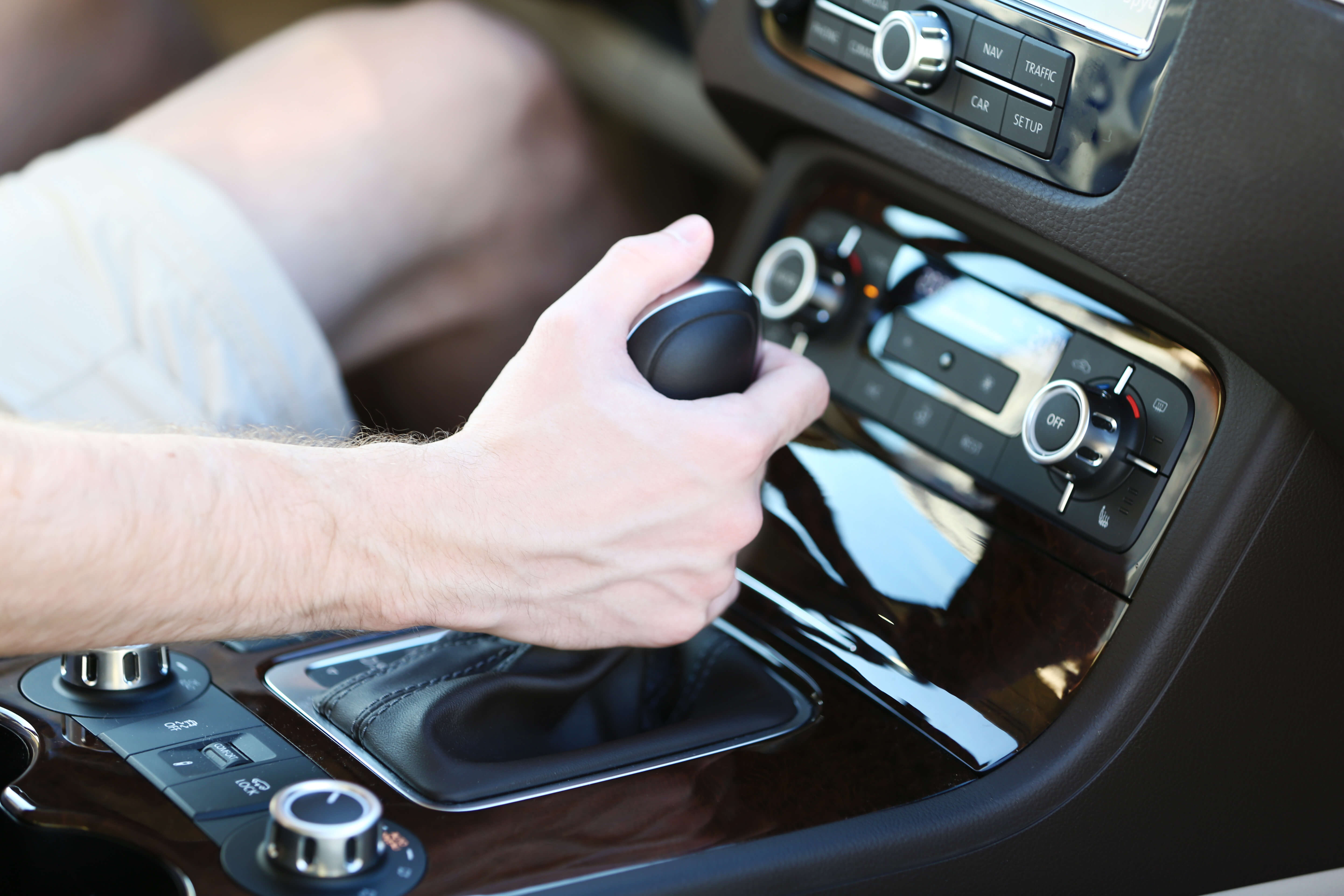 Une voiture électrique possède-t-elle une boîte de vitesses ?